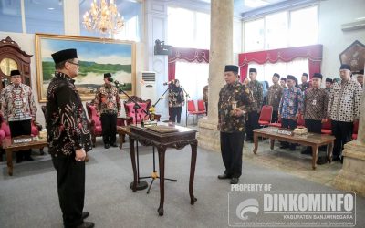 Lantik 23 Pejabat Administrator dan Pengawas, Pj Bupati: Jadilah Aparatur yang Memudahkan Masyarakat